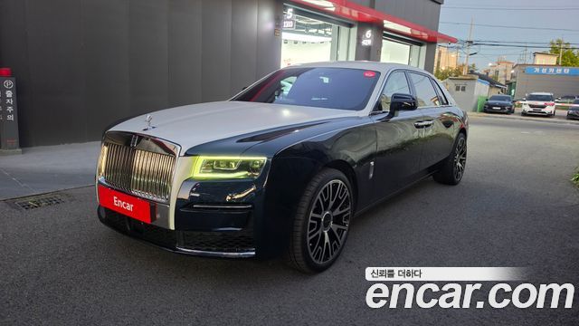 Rolls-Royce Ghost 2021 — photo 1