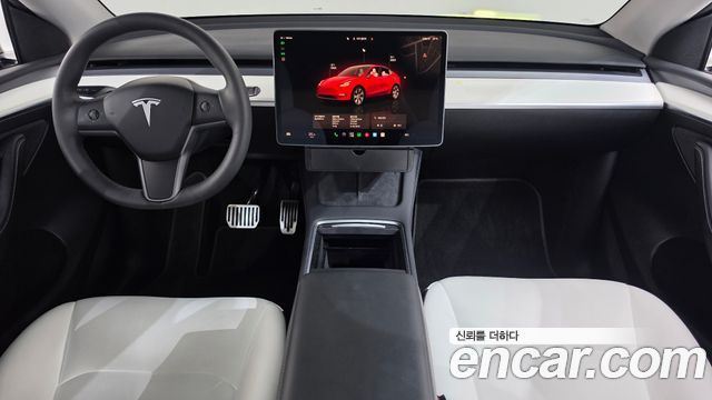 Tesla Model Y 2024 — photo 10