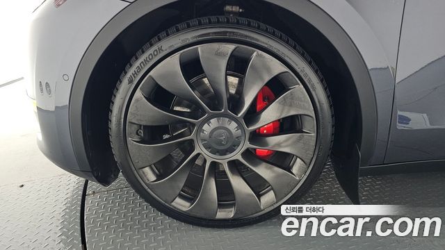 Tesla Model Y 2021 — photo 5