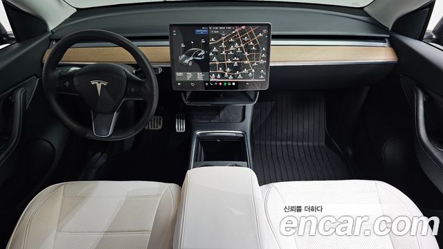 Tesla Model Y 2021 — photo 10
