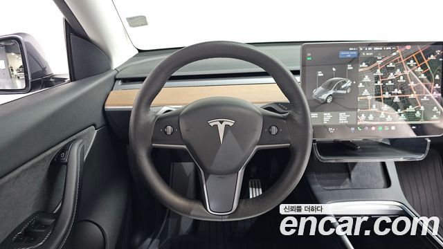 Tesla Model Y 2021 — photo 19