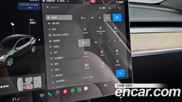 Tesla Model Y 2021 — photo 27