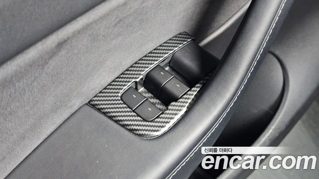 Tesla Model Y 2021 — photo 30