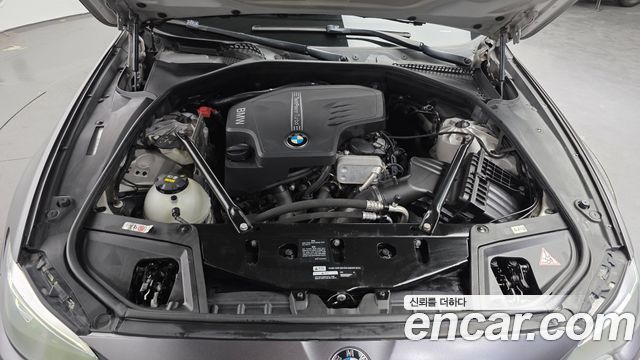 BMW 5-Series 2014 — photo 6
