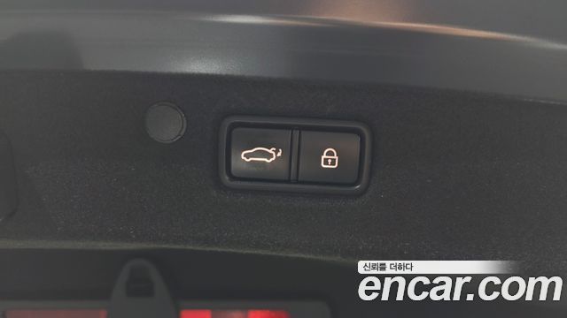 Hyundai Grandeur 2017 — photo 28