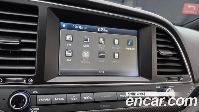 Hyundai AVANTE 2017 — photo 21