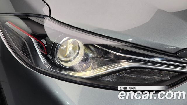 Hyundai AVANTE 2017 — photo 8