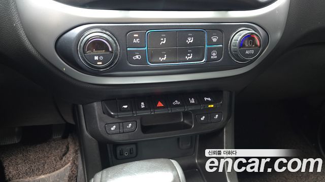 Chevrolet Korea Colorado 2021 — photo 22