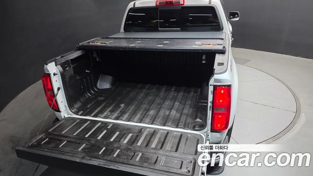 Chevrolet Korea Colorado 2021 — photo 31