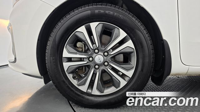 Kia Canival 2019 — photo 5