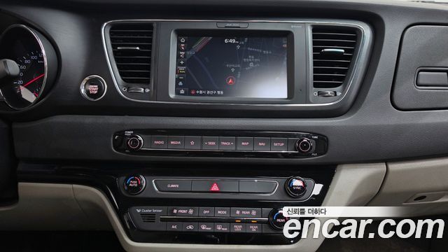 Kia Canival 2019 — photo 19