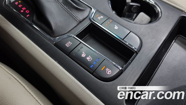 Kia Canival 2019 — photo 22