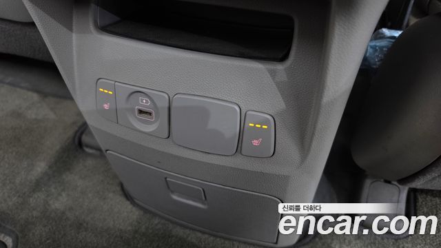 Kia Canival 2019 — photo 25
