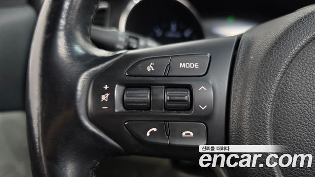 Kia Canival 2019 — photo 27