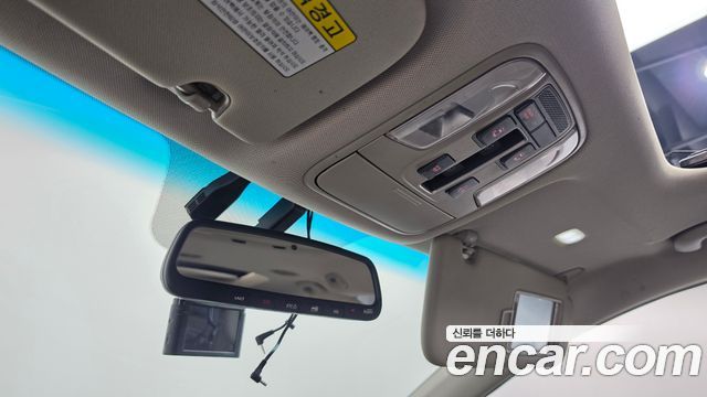 Kia Canival 2019 — photo 29