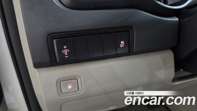Kia Canival 2019 — photo 30