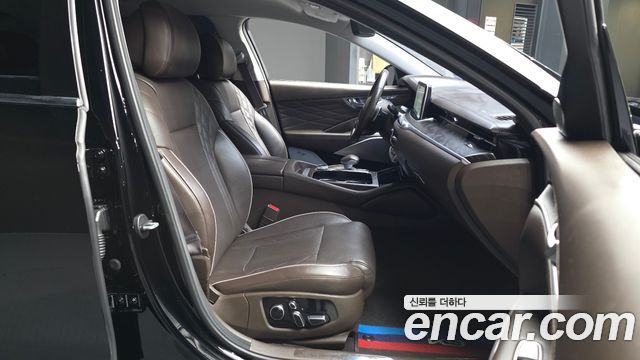 Kia K9 2019 — photo 17