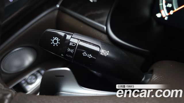 Kia K9 2019 — photo 27