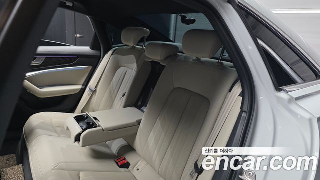 Audi A6 2023 — photo 18