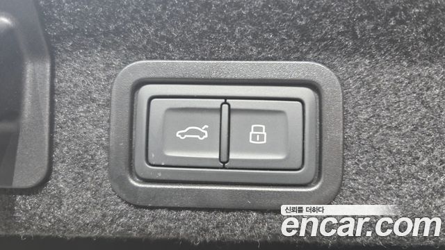 Audi A6 2023 — photo 23