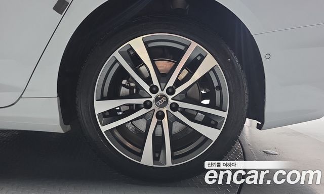 Audi A6 2023 — photo 7