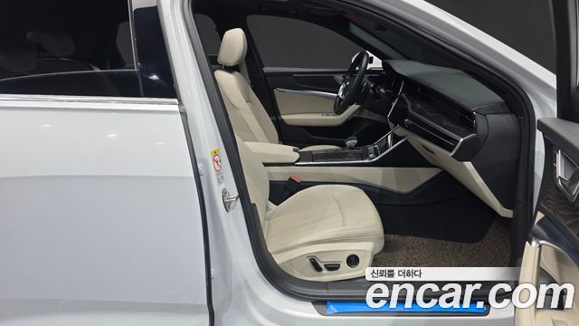 Audi A6 2023 — photo 16