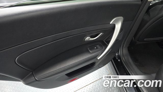 Renault Korea SM5  2017 — photo 15