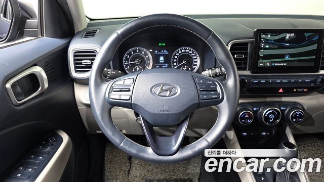 Hyundai Venue 2022 — photo 12