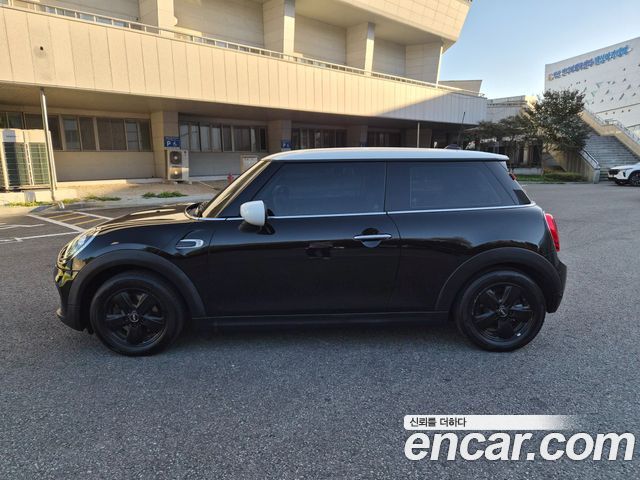 Mini Cooper 2020 — photo 3