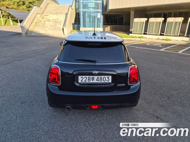Mini Cooper 2020 — photo 5