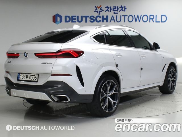 BMW X6 2022 — photo 2