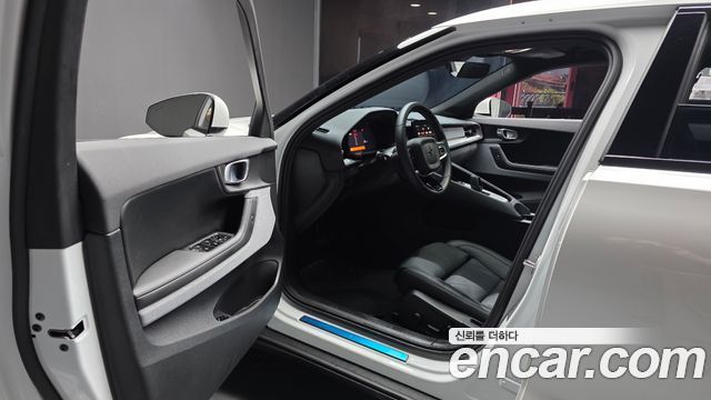 Polestar Polestar 2 2025 — photo 13