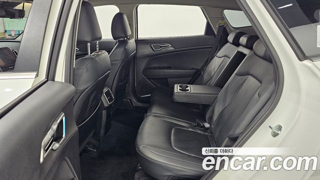 Kia Sportage 2022 — photo 18