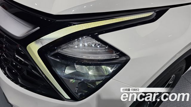 Kia Sportage 2022 — photo 8