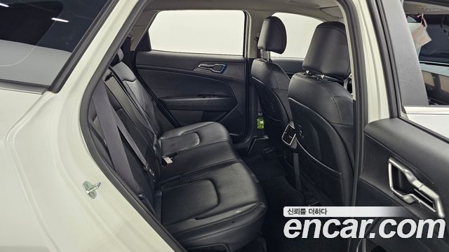 Kia Sportage 2022 — photo 16