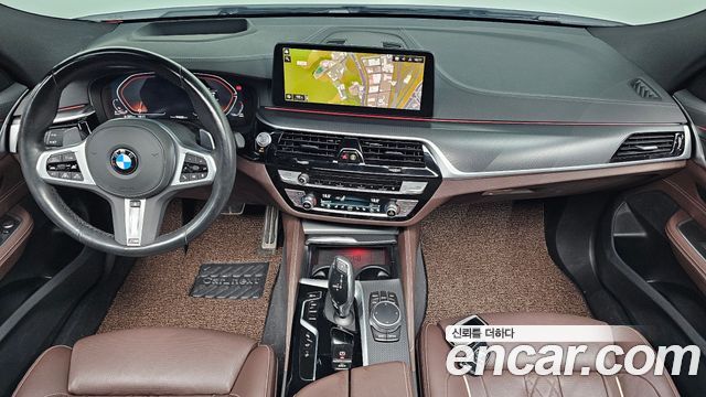 BMW Gran Turismo 2023 — photo 10
