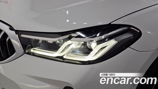 BMW Gran Turismo 2023 — photo 8