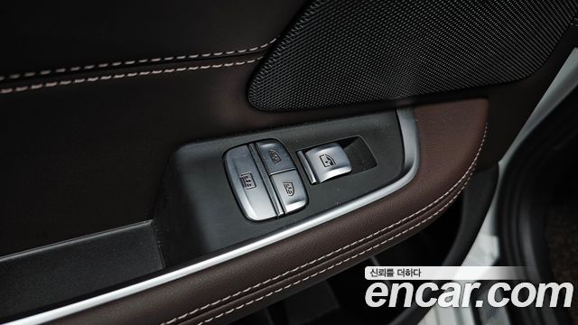 BMW Gran Turismo 2023 — photo 31
