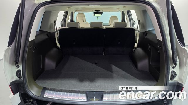 Hyundai Santafe 2025 — photo 23
