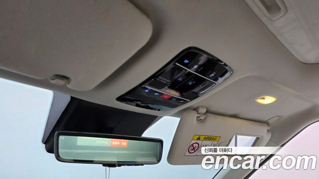 Hyundai Santafe 2025 — photo 24