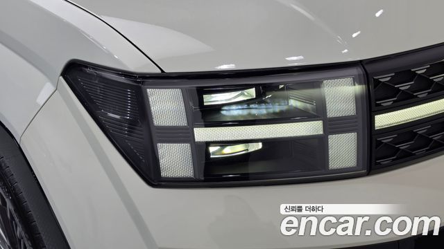 Hyundai Santafe 2025 — photo 8