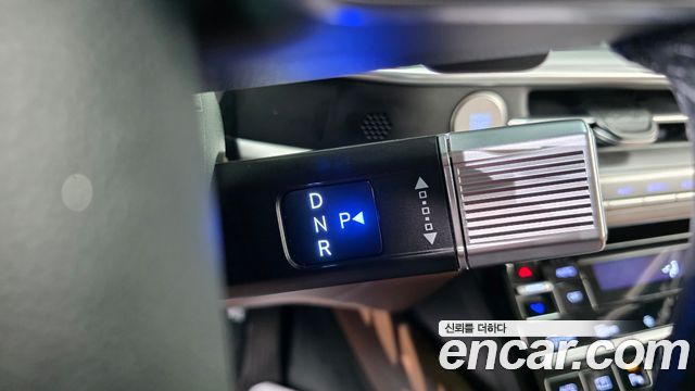 Hyundai Grandeur 2025 — photo 12