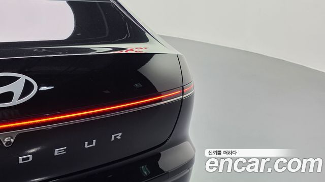 Hyundai Grandeur 2025 — photo 9