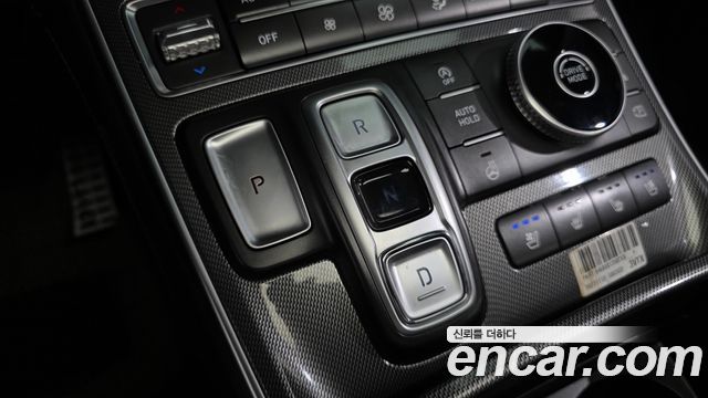 Hyundai Santafe 2023 — photo 12
