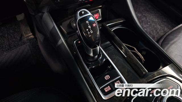 Kia K9 2015 — photo 12