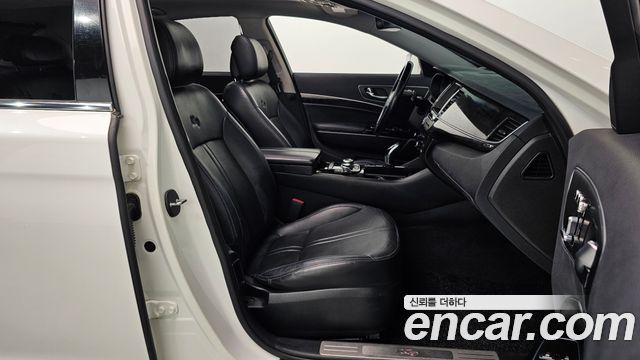 Kia K9 2015 — photo 17