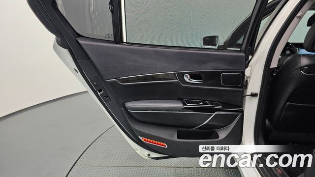 Kia K9 2015 — photo 15
