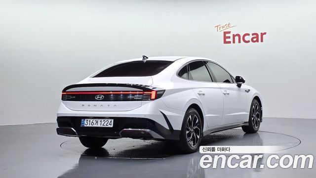 Hyundai Sonata 2024 — photo 2