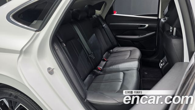 Hyundai Sonata 2024 — photo 17