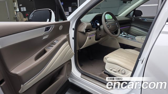 Genesis GV80 2023 — photo 13
